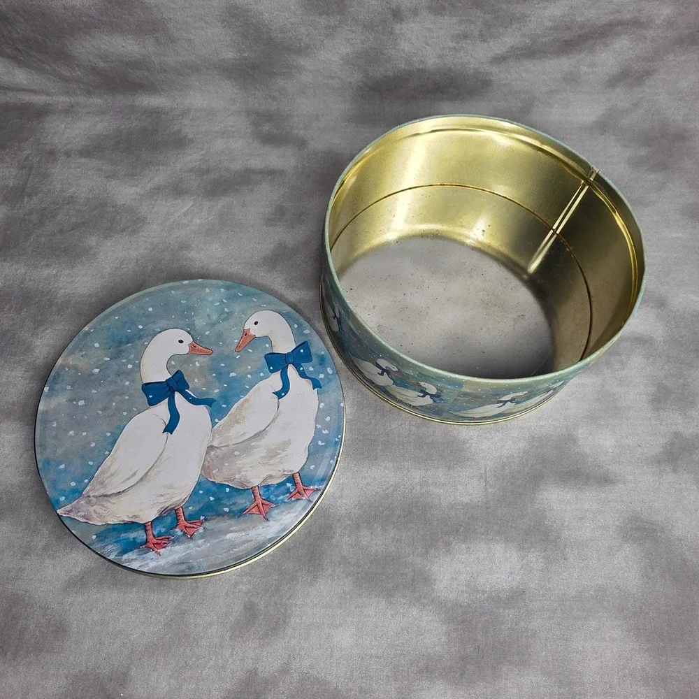 3 PC Nesting Metal Canister Set Goose Cottagecore Country Farmhouse Vtg 1980s